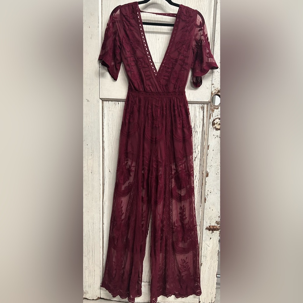 🌺🌺Maroon Lace Maxi Wide Leg Romper🌺🌺 - Picture 6 of 9